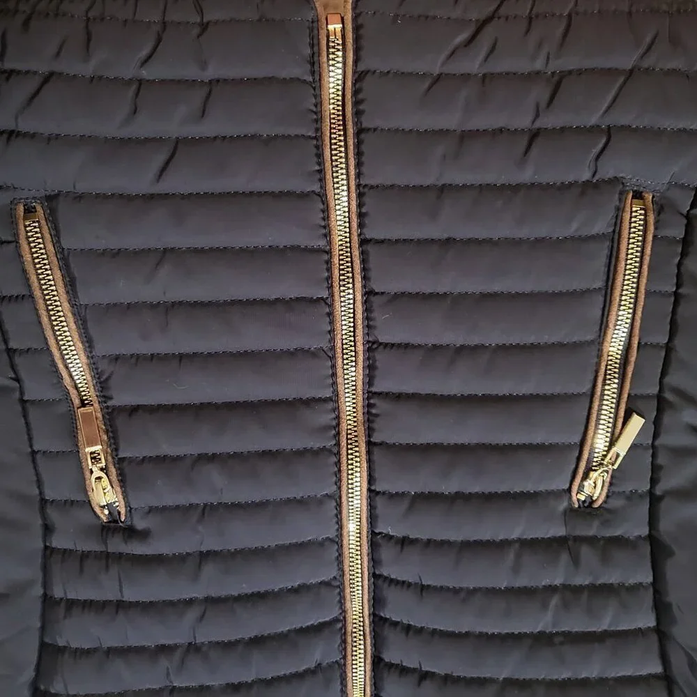 Daisy women’s quilted, lightweight warm jacket‎ in size L, Navy blue